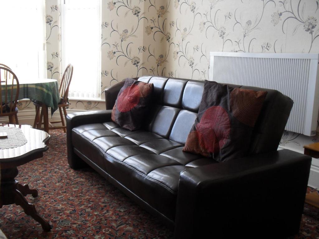 Ocean View Rhyl Room photo