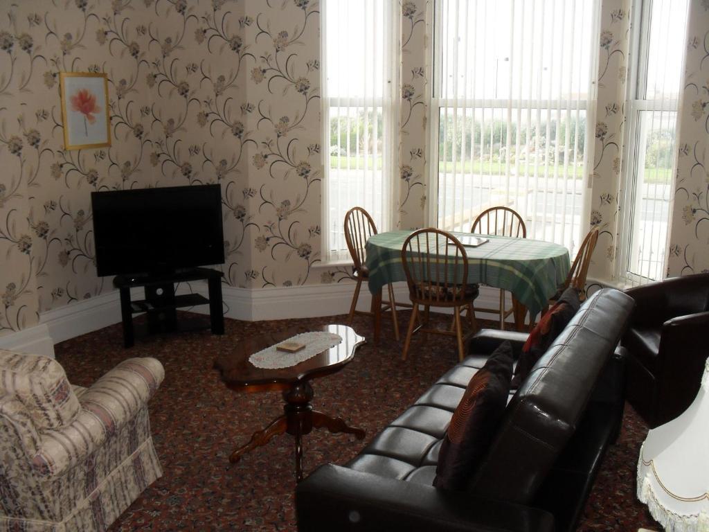 Ocean View Rhyl Room photo
